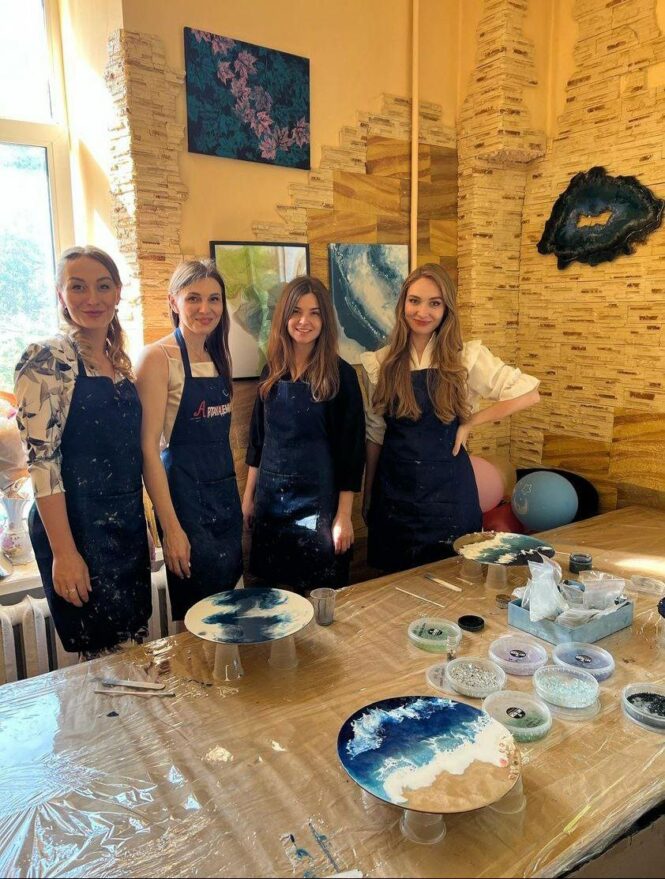 Корпоратив Епоксидна смола